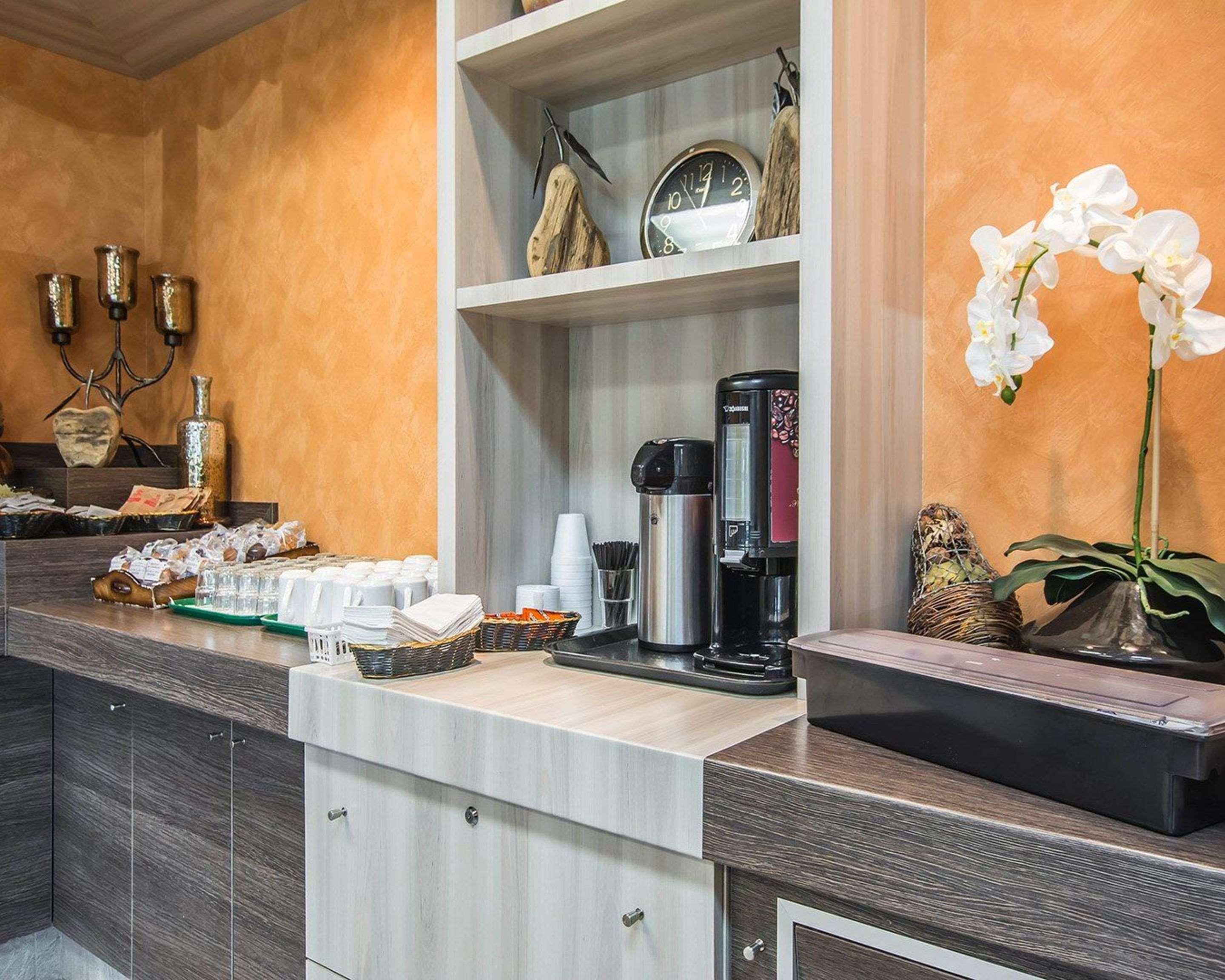 Econo Lodge Inn & Suites Montmagny Ngoại thất bức ảnh
