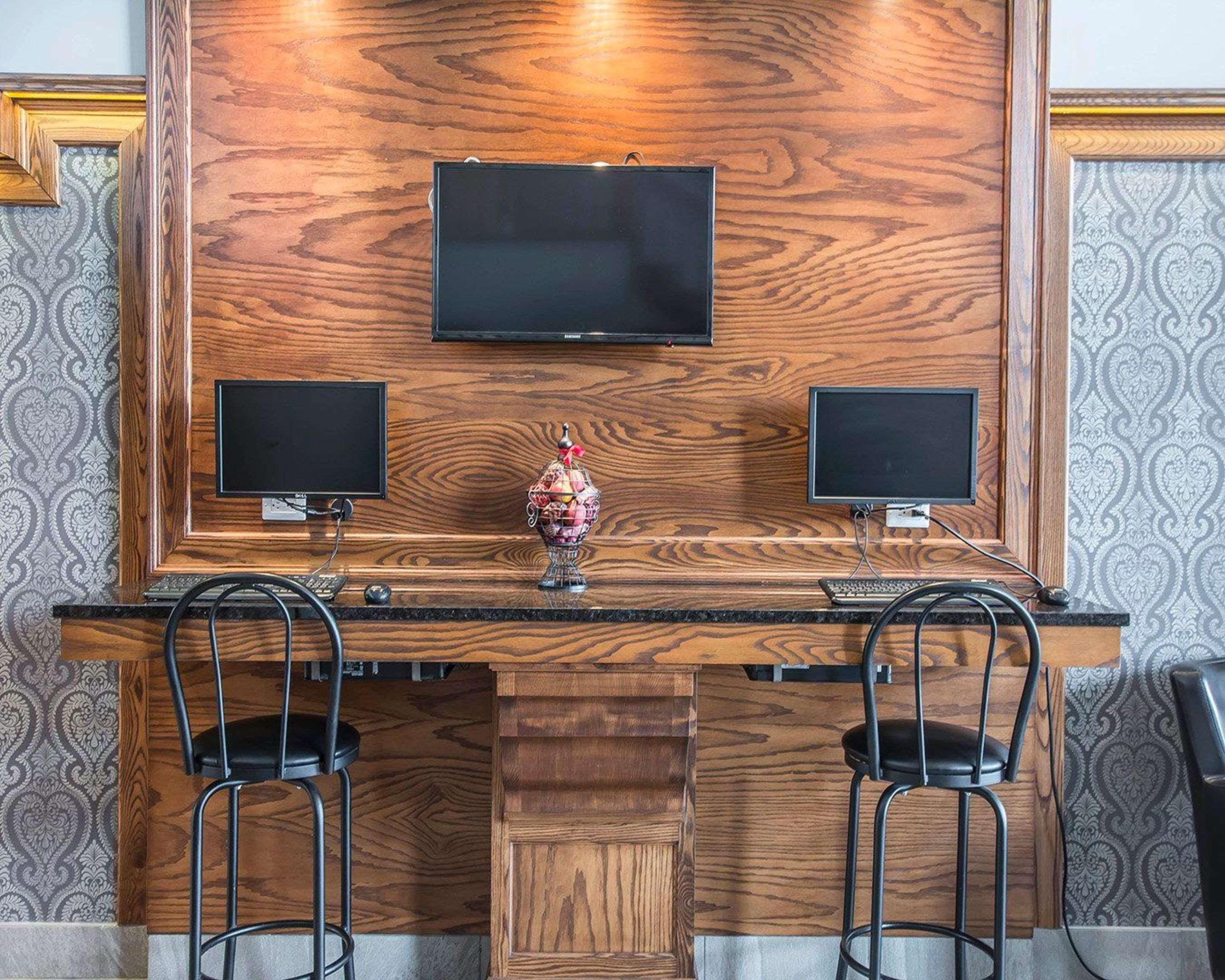 Econo Lodge Inn & Suites Montmagny Ngoại thất bức ảnh